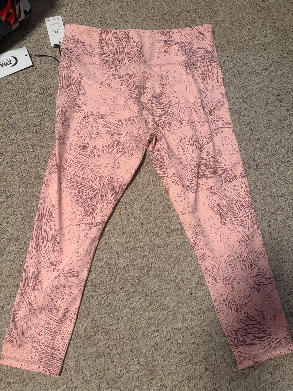 Zyia Active Etching LNT Leggings! 14/16
New with tags - Picture 3 of 5